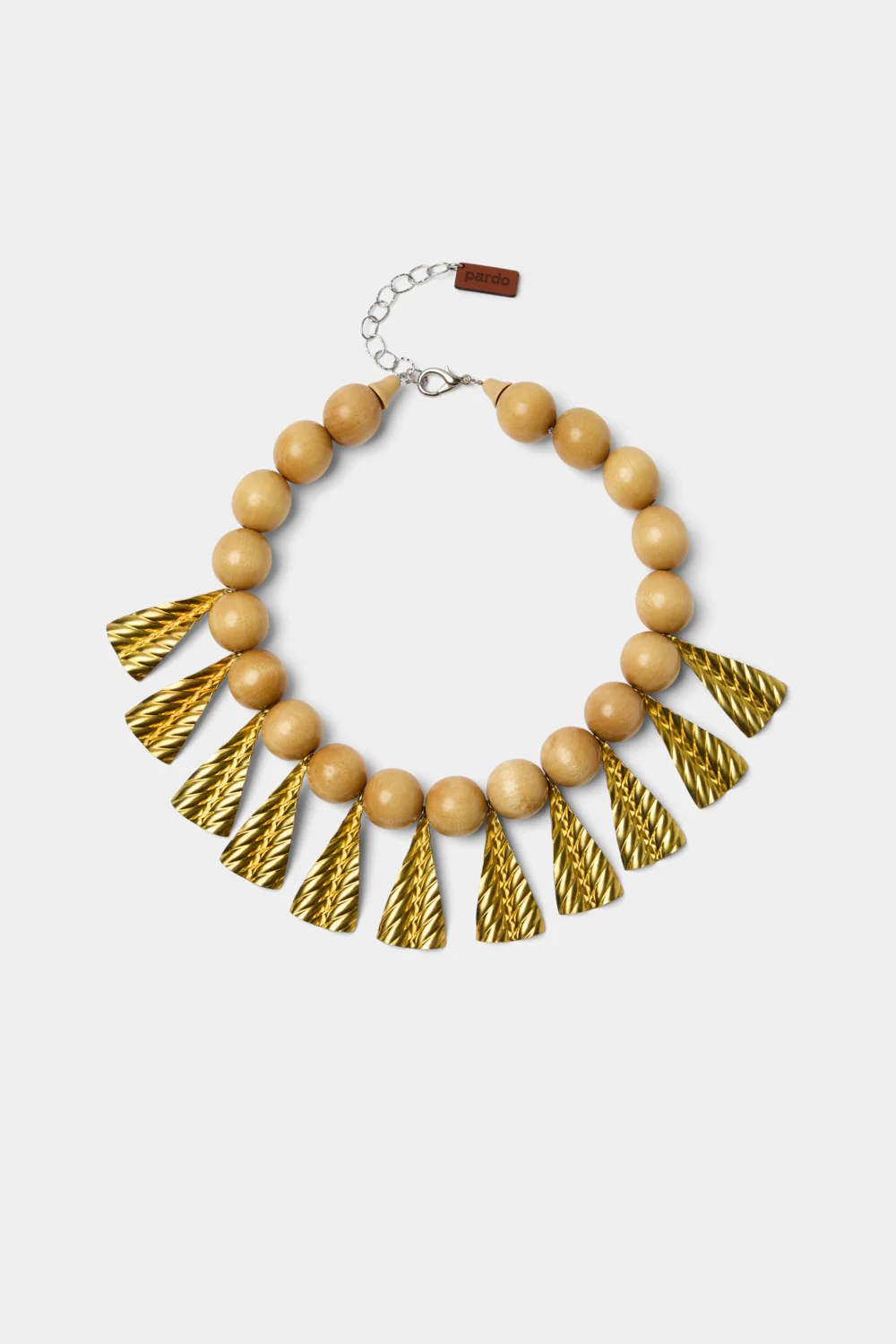 COLLAR DE CUENTAS NATURAL Y METAL DORADO