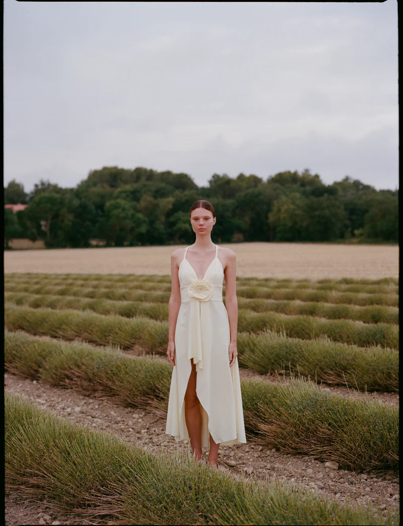 VESTIDO CALA